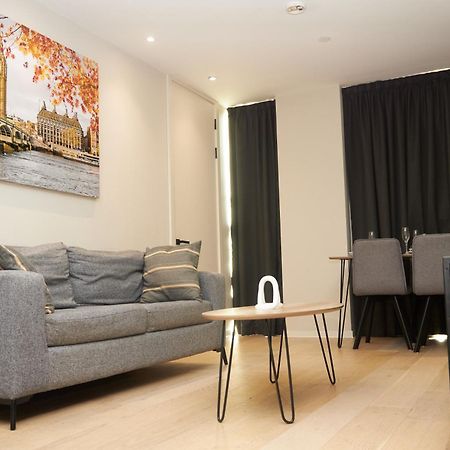 Central Manchester Luxury 2 Bed Apartment With Balcony Bagian luar foto