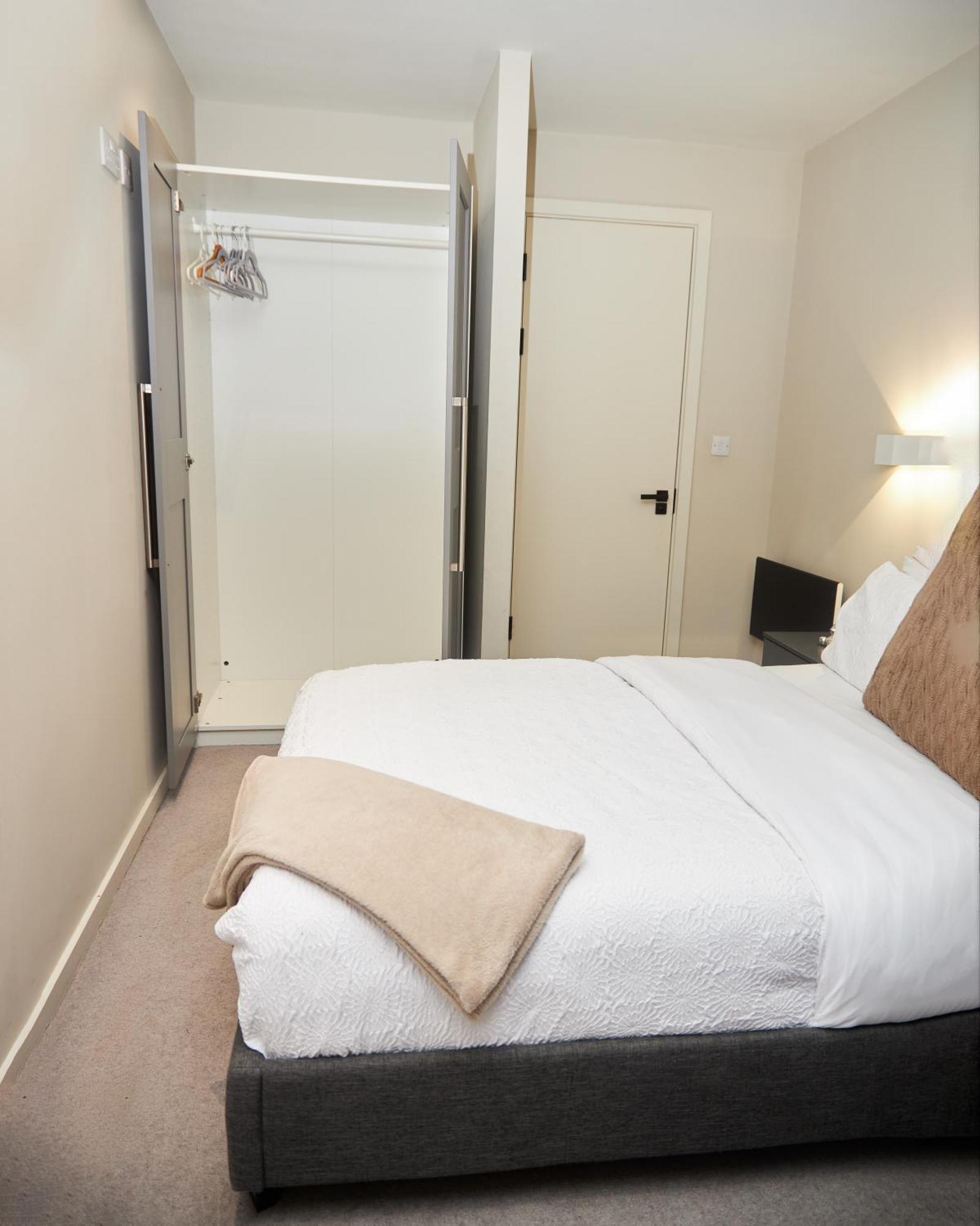 Central Manchester Luxury 2 Bed Apartment With Balcony Bagian luar foto