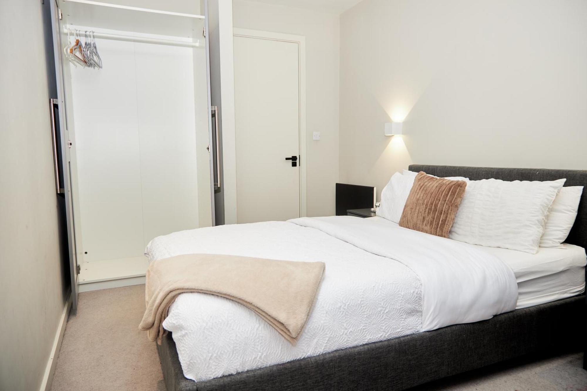Central Manchester Luxury 2 Bed Apartment With Balcony Bagian luar foto